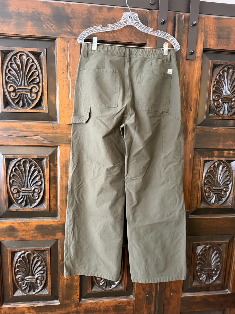Vuori Olive Straight-Leg Utility Pants - Picture 4 of 5